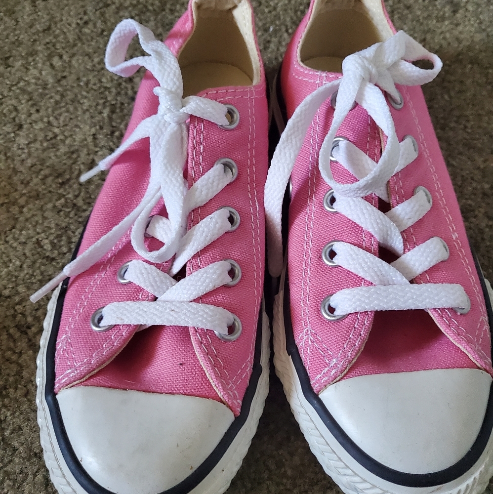 Converse toddler kids size 12